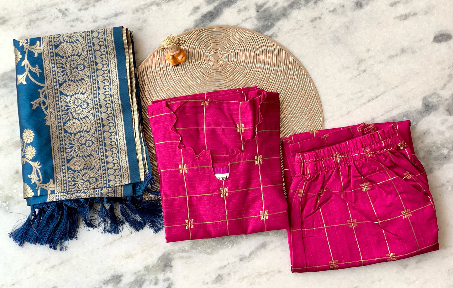 Pink Zari - Ethnic suit set