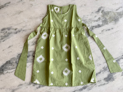 Pastel green - Girl Frock