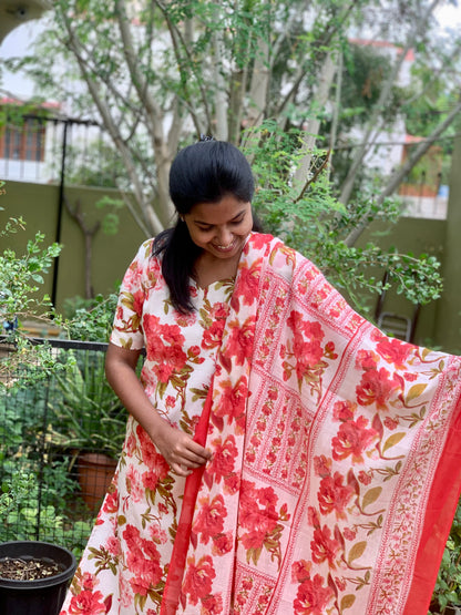 Red rose - ⁠Top and dupatta set