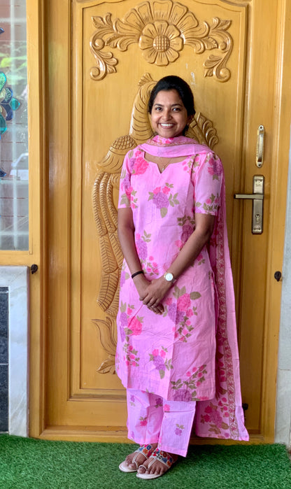 Gulabi grace - ⁠Salwar suit set