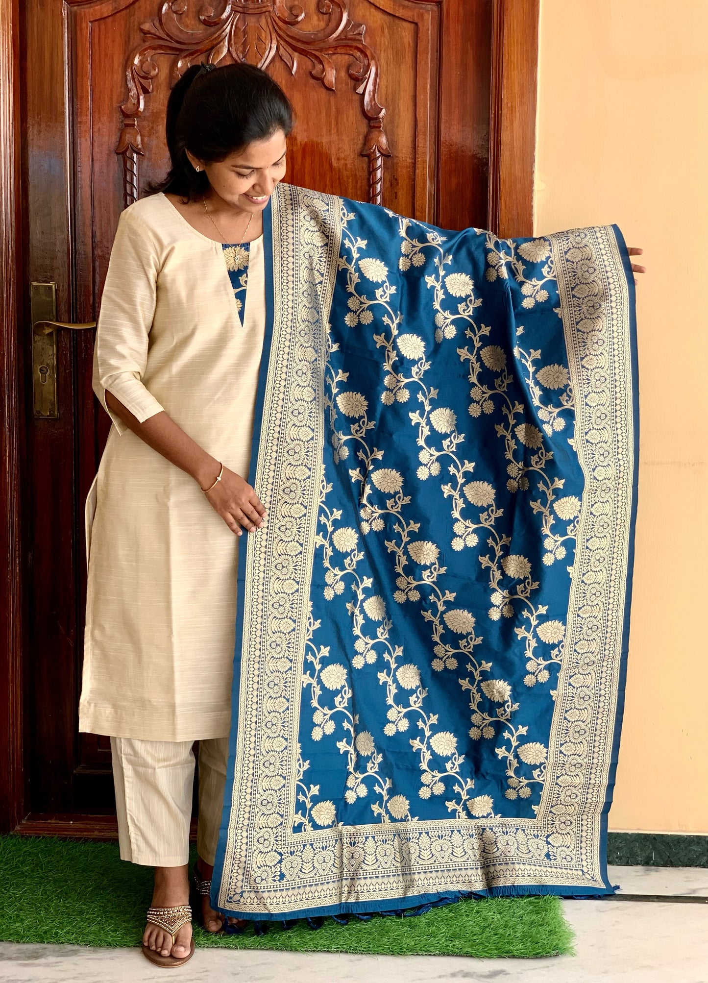 Ivory Elegance - ⁠Ethnic suit set