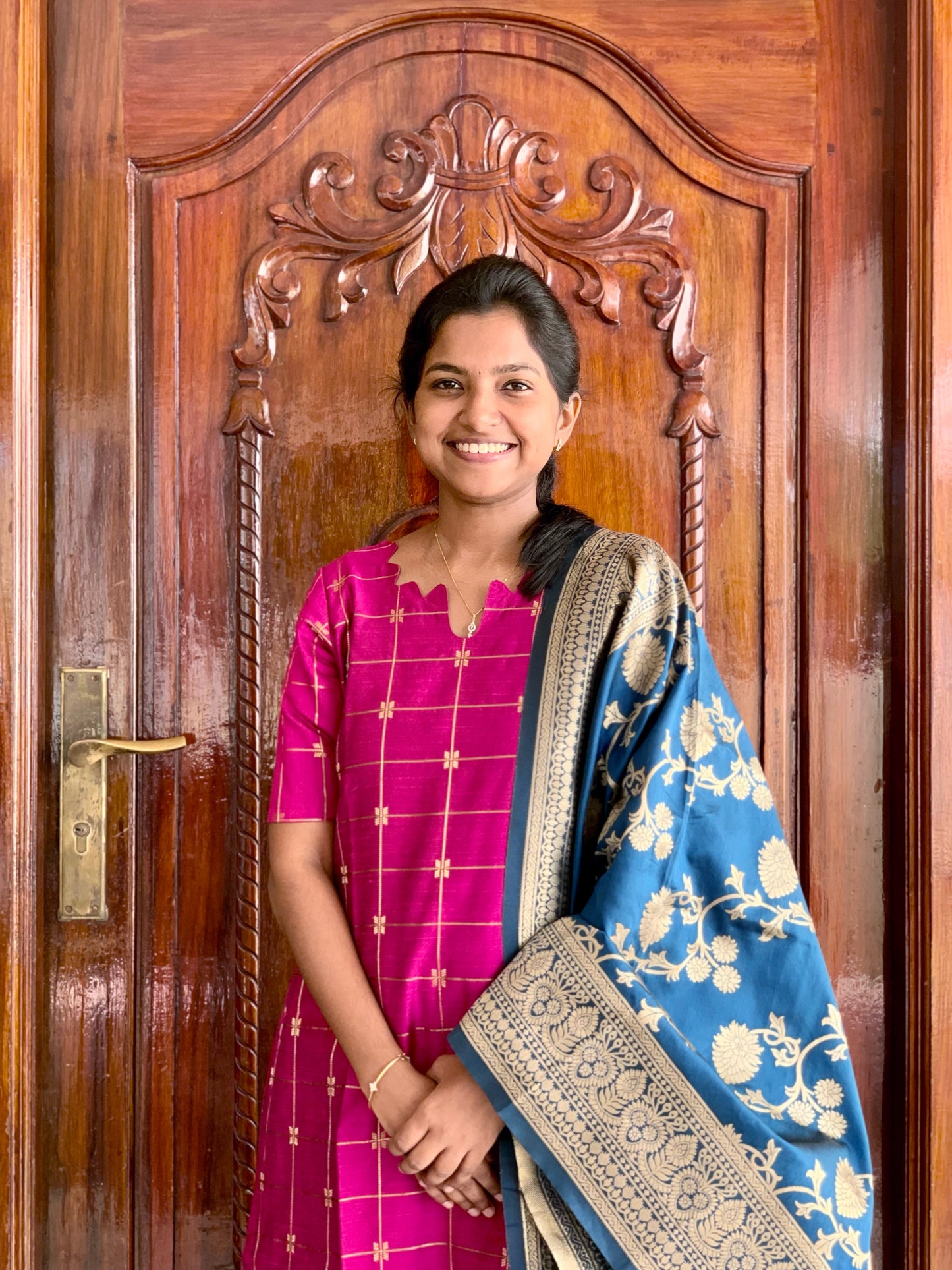 Pink Zari - ⁠Ethnic suit set